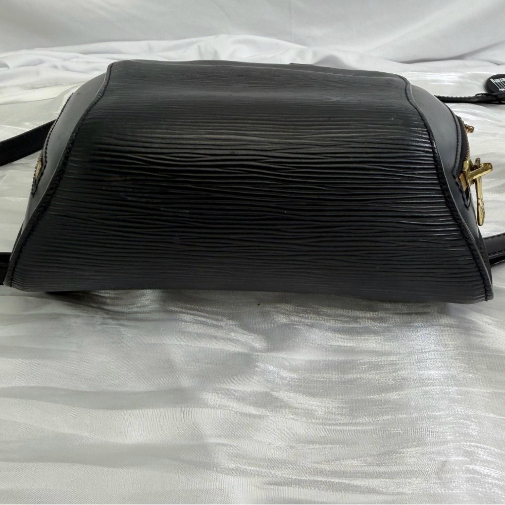 Louis Vuitton Authentic Black Epi Leather Mabillion Backpack Purse - Picture 5 of 14